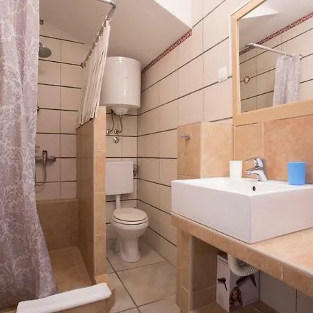 Anna Apartment